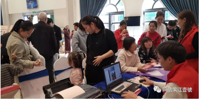 愛心定制抱枕，把幸福抱回家
